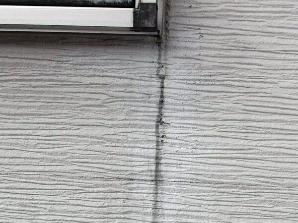 【厚木市×外壁塗装】🏠 雨だれ汚れはなぜできる？