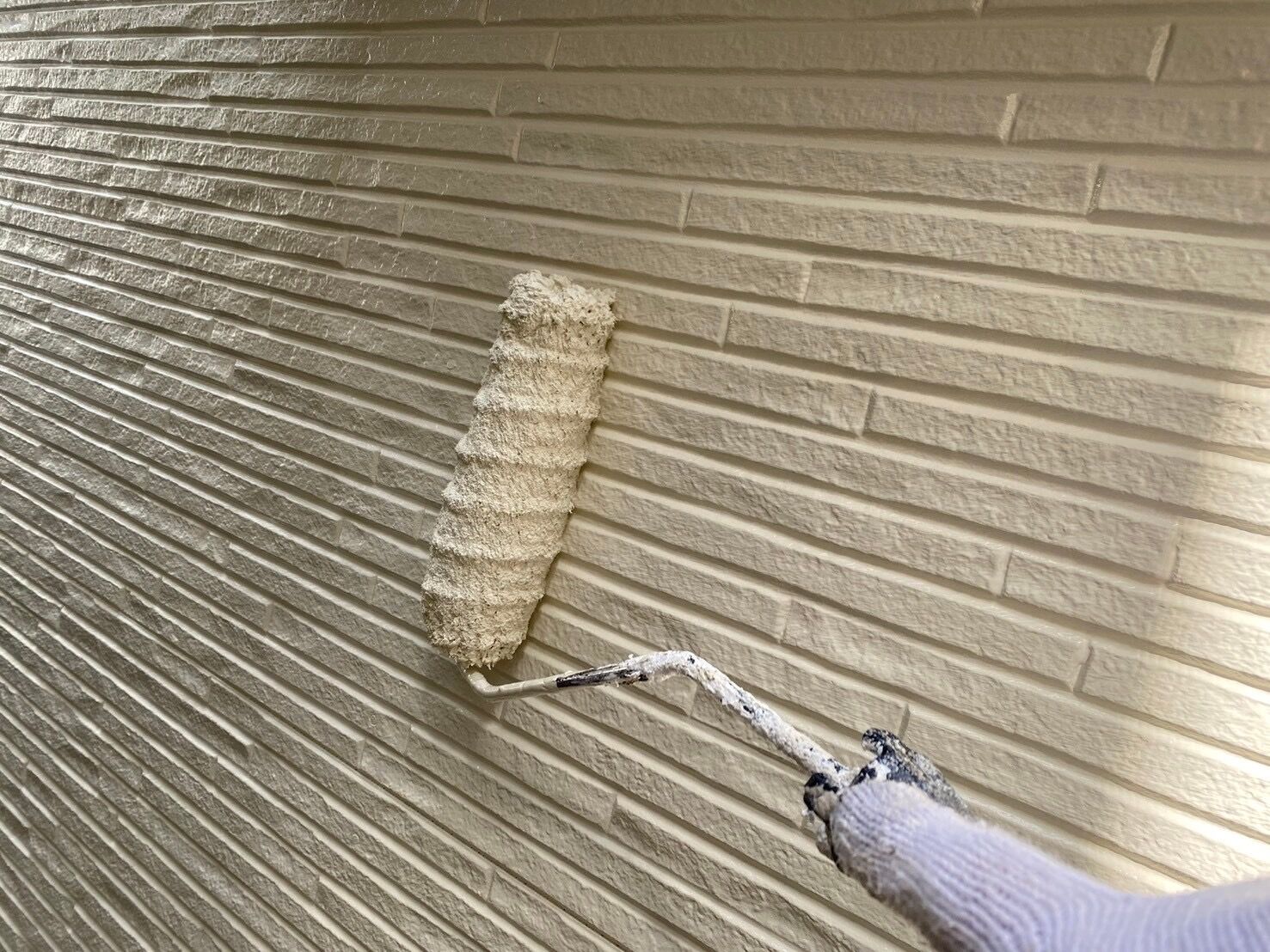 【厚木市×外壁塗装】🏠外壁塗装のDIYは危険？失敗するリスクとプロに頼むべき理由